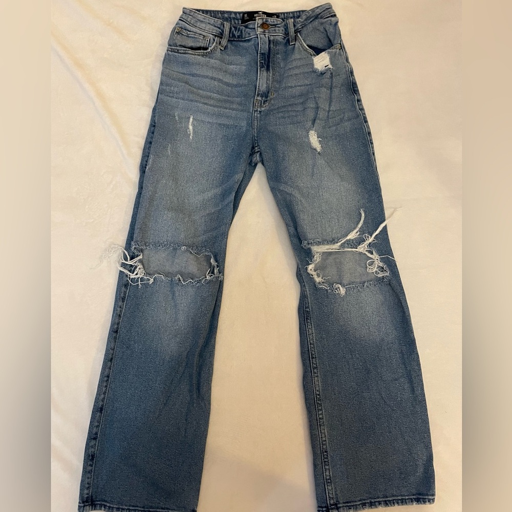 Hollister Women’s Ultra High Rise Distressed Dad Blue Jeans‎ High Waist Denim